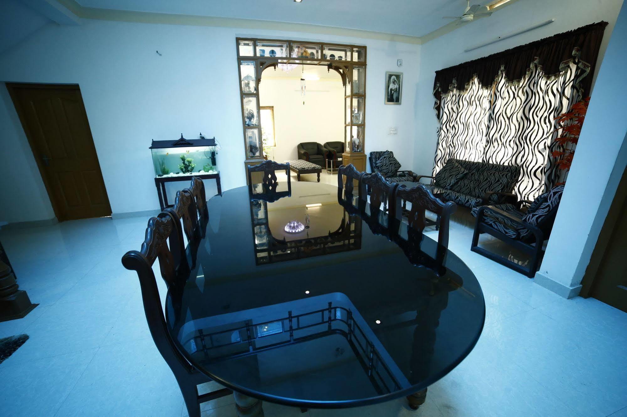 Cochin Cove Homestay Kochi Kültér fotó